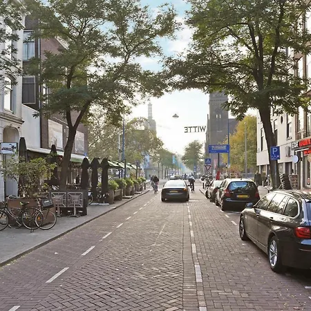 Museum District With Bars And Restaurants Appartement *